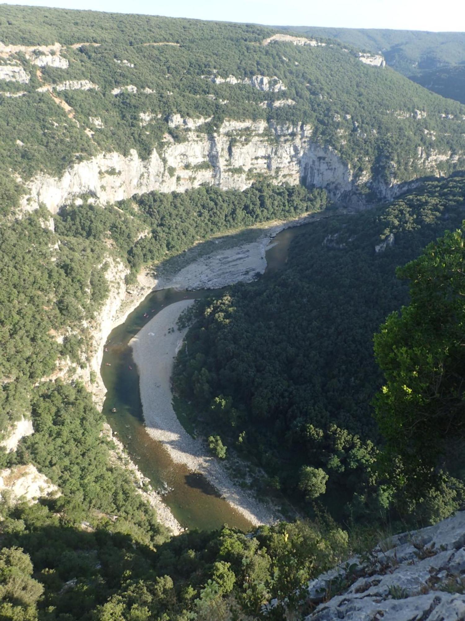 Le Rocher De Sampzon Exterior photo